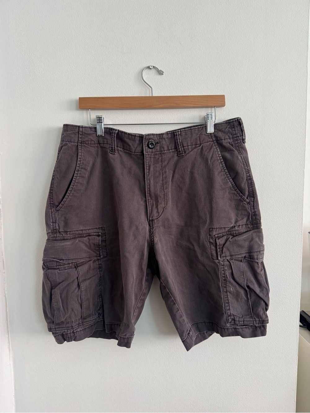 Old Navy Lived-In Straight Cargo Shorts Gray Waist 36